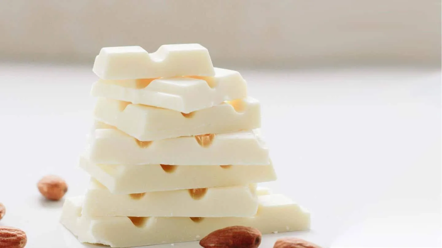 Read more about the article Resep Cokelat Putih dengan Buah Kering yang Lezat dan Mudah Dibuat